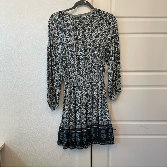 Faherty Montana Dress in Navy - Picture 4 of 7